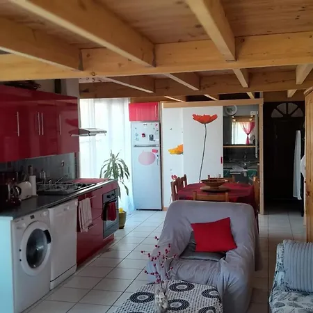 Agreable 40 M² + Terrasse Apartment